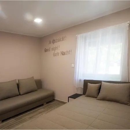 Apartament Toszkana Apartmanhaz
